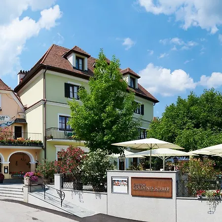 Zajazd Gasthof Goldenes Schiff Spitz an der Donau