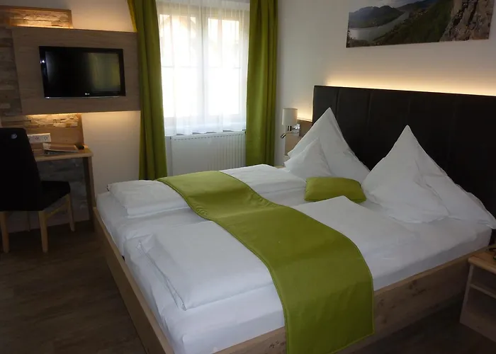 Gasthof Goldenes Schiff 3*